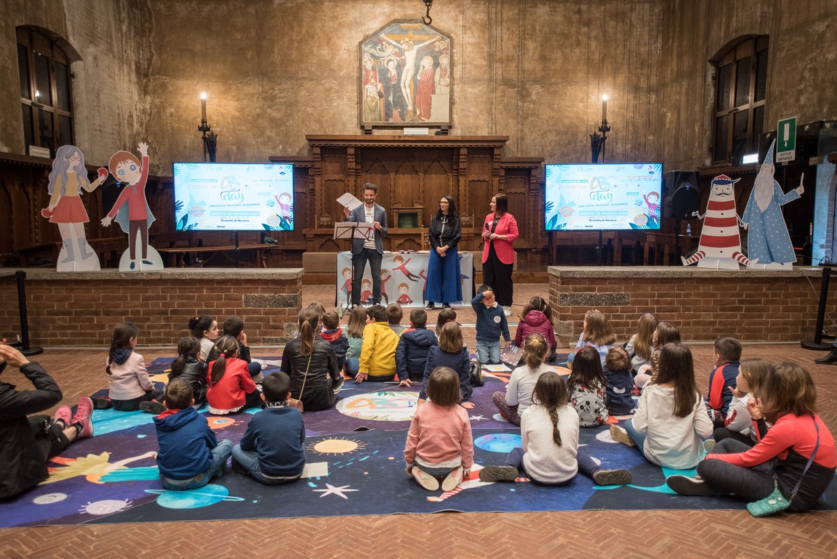 fcn_onlus's tweet image. La forte pioggia non ha fermato il popolo di #ABCDono e i colori di #ABCDay hanno vinto sul grigio del maltempo!
Grazie di cuore a tutti coloro (bambini ed adulti) che hanno partecipato e che abbiamo visto divertirsi insieme a noi!
Nei prossimi giorni tutte le foto dell’evento 😉