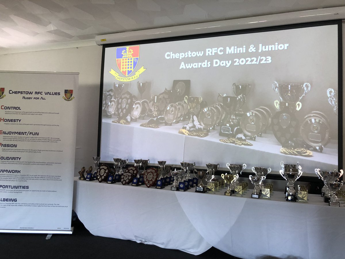ChepstowRFC_MJ's tweet image. Awards Day under way at @CHEPSTOWRFC 
Looking forward to a great day of 
🏆🌞🏅🍔🍕🌭🍦🍺🏉😎