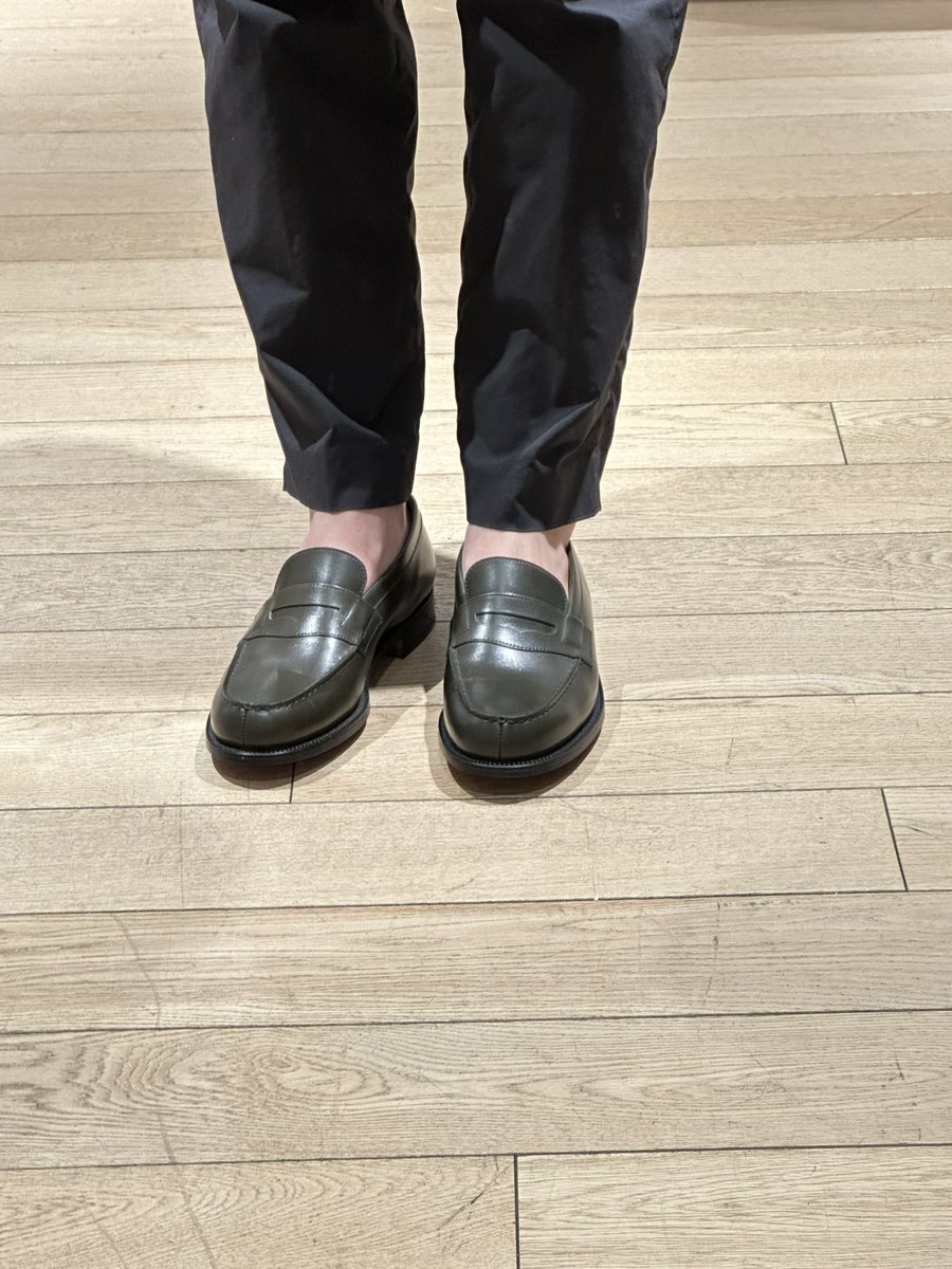 i__3rd's tweet photo. ハンターグリーンの貫禄
#jmweston https://t.co/CZ5sZukLDz