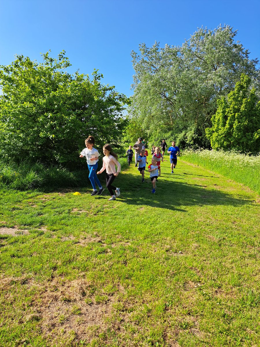 BurnhamRivjnrpr's tweet photo. Event Number 53 - 21/05/23

What a lovely sunny morning in the country park. There was something in the air today with 8 personal bests! 💪 Well done to the 25 superstars who came along! 🏃‍♂️ 🏃‍♀️

🏆 25 Finishers!
🦺 17 High Viz Hero Volunteers!
🏆 8 PBs!
🏅 2 Milestones!

#parkrun https://t.co/6EpY5SYdae