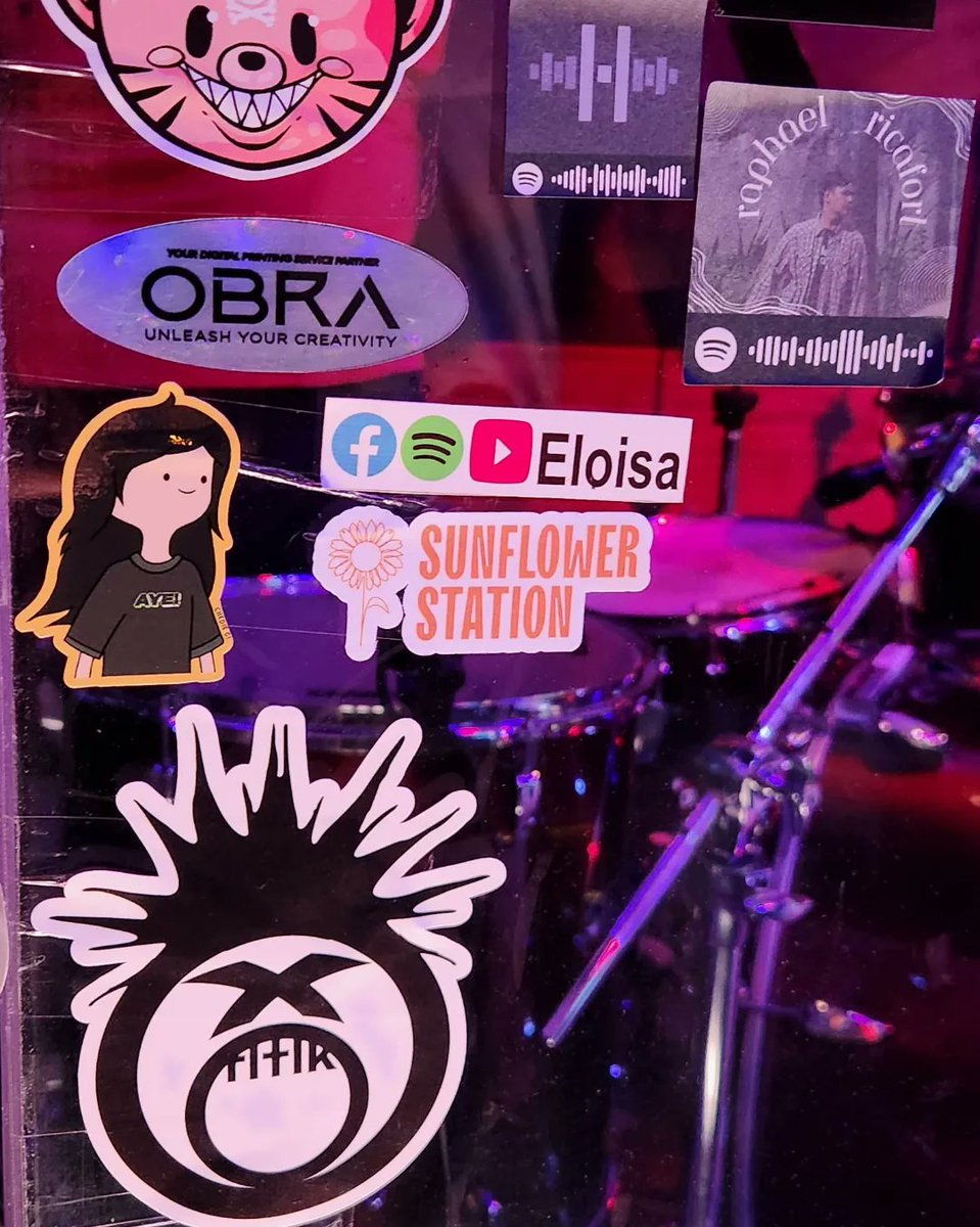 sflowerstation's tweet photo. Marikina kagabi. 🌻
Thank you @musicofbree for having us. Congrats on your new single. https://t.co/y0AvS6ONef