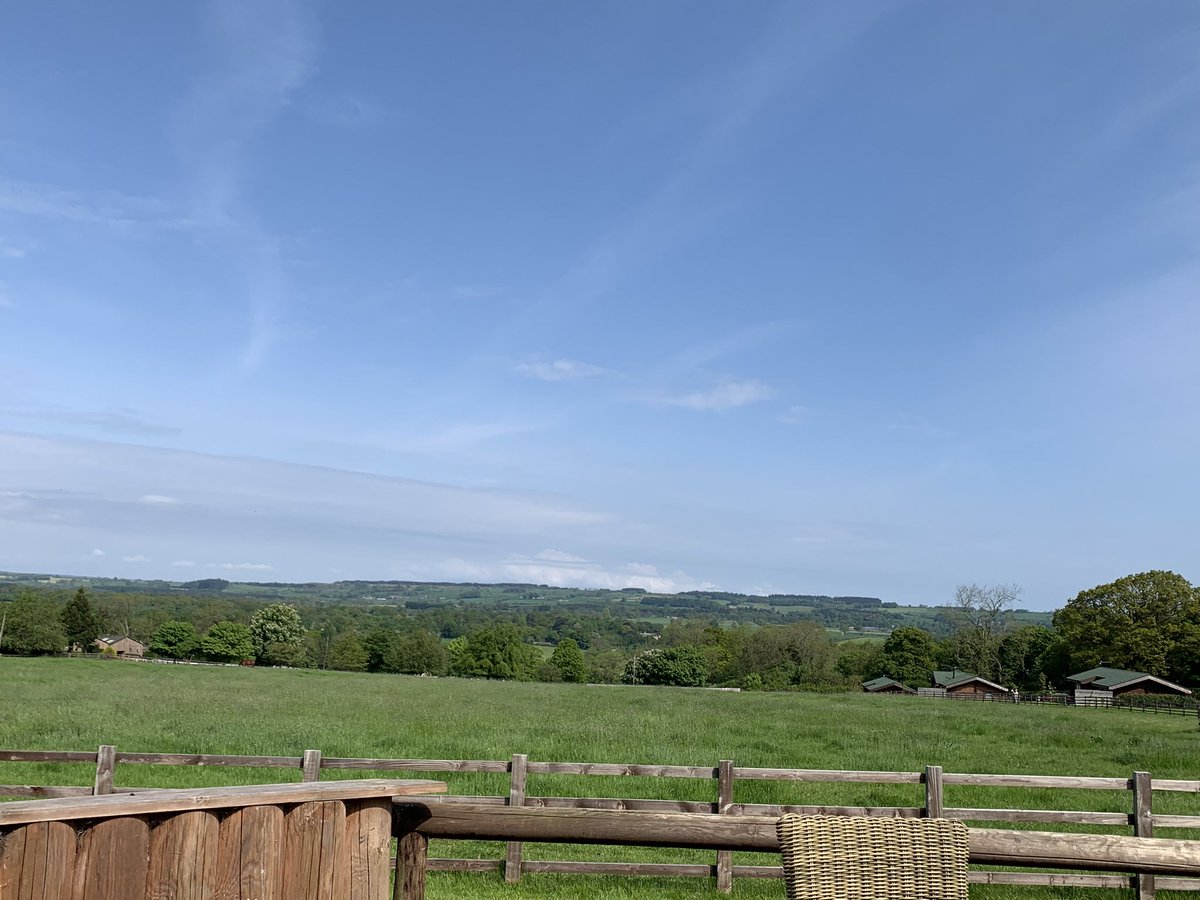 elon_revers's tweet image. What a combination 👌 #relaxing #u2 #u2SOS