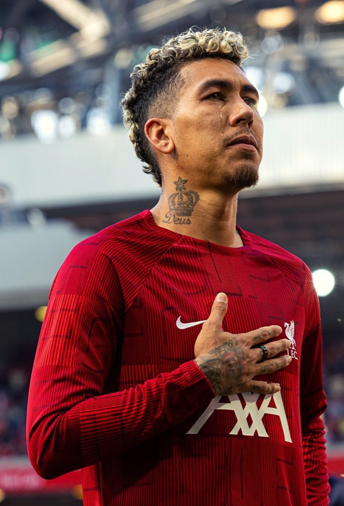 SamueILFC's tweet photo. Will always be one of us, wherever he goes. ❤️ https://t.co/b4UifNPhgt