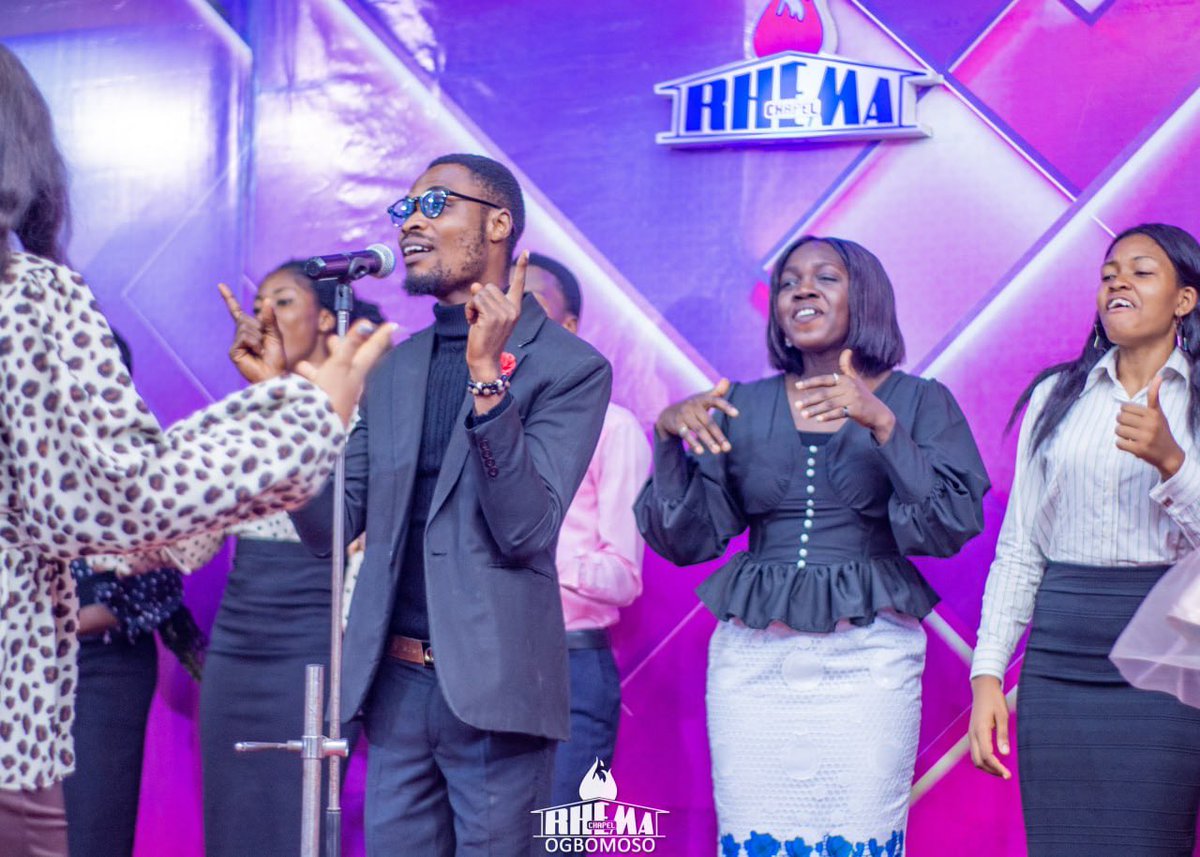 RhemaOgbomoso's tweet photo. OVERCOMER
I have overcome the World I know, I know. I have overcome the World I know, I know.
The greater one lives in me I know And I can do anything I know The Greater one lives in me I know, I know!
#sundayservice #choirministration #howtochangetheworld #rhemaogbomoso https://t.co/Jyo1g9ePOj