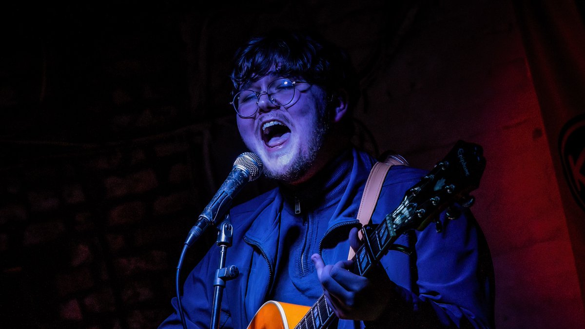 SoundCity's tweet photo. Who saw the fantastic @kilipresents showcase at New Music Friday this year with @hotwaxbandd  @cielcielmusic @willtroywmusic &amp; @sophiaalexa ?? ✨

4 of the most exciting new acts around 👏

📸 - Stephen Cain / Maia Walker

#lsc23 #newmusic #livemusicphotography https://t.co/ibDN61EmkQ