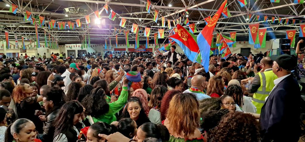 This year's Independence day under the theme “Heroic Feat Anchored on Cohesive Ranks” celebrated in a vibrant spirit! May in Honour the Great Day!
Happy Independence! #EritreaShinesAt32