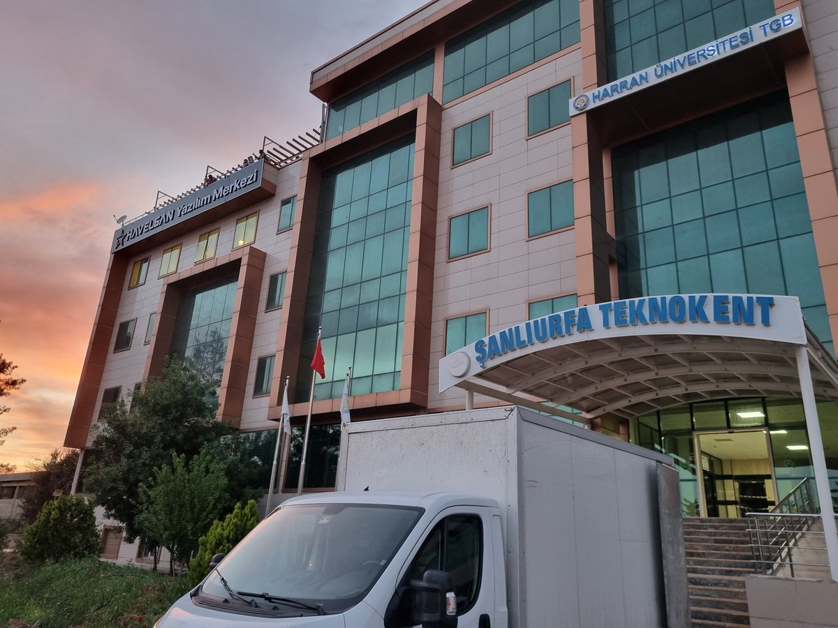 mtahirgulluoglu's tweet photo. Şehrime verdiğim en güzel haberlerden-9:

Yaptığımız görüşmeler sonucunda  HAVELSAN Yazılım Ar-Ge Merkezi Şanlıurfa'mızda...

HAVELSAN Yazılım Ar-Ge Merkezi Şanlıurfa'mıza ve Teknokentimize çok yakıştı 🌟🚀
Savunma Sanayinin kalbi artık Şanlıurfa'da da atacak. Hayırlı olsun👏🏻👏🏻👏🏻 https://t.co/kVQbm6N8mi