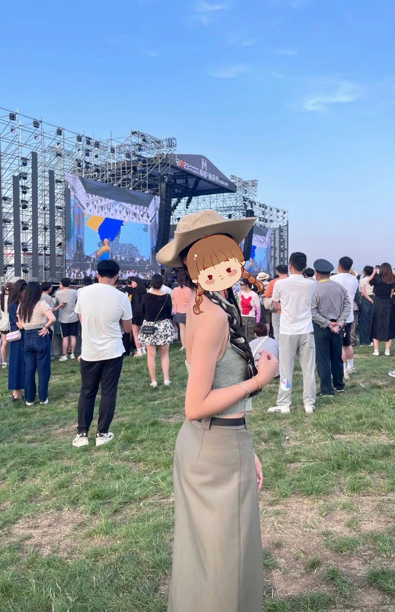 keke99199's tweet photo. 夏天的顶配一定是音乐节😜

#安徽 #合肥 #九江 #御姐 #祥源花世界 https://t.co/oScO4ixtU8