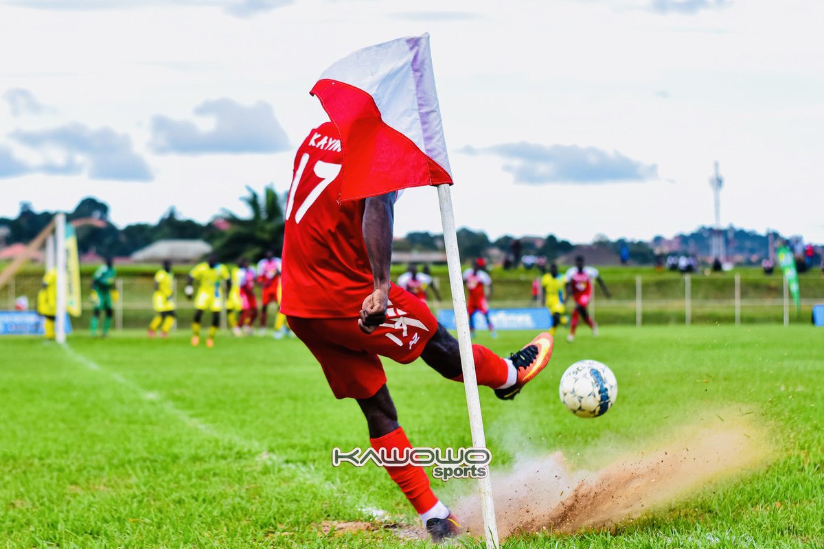 AllanKayiwa17's tweet photo. FACE OFF!!!!! Blessed Sunday to everyone,from u boy #AK17❤️⁦@ExpressFCUganda⁩🔴⚪️⁦@kawowosports⁩ #red eagles 🦅 💪🏾👌🏾 https://t.co/kK64Q89TJI