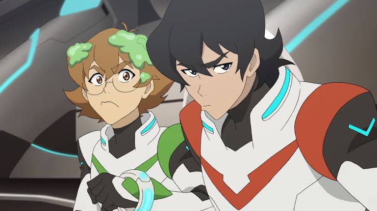 voltronrandom's tweet photo. What do you mean they aren’t best friend’s? (I’m delulu) 
#pidgegunderson #pidgeslashkaitieholt #keithkogane #Voltron #vld https://t.co/Gwan4QbGQ1