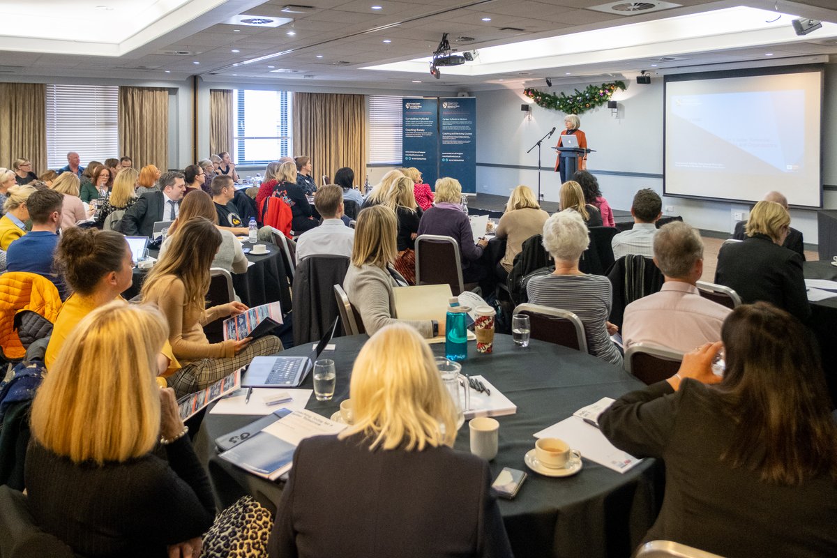 Galw pob ymarferydd, arweinydd yn hyfforddwr/mentor, ymchwilydd Meistr/Doethurol, cyn-fyfyriwr, a phrynwr hyfforddi! Ymunwch â ni ar gyfer y Gynhadledd Hyfforddi a Mentora mewn Hinsawdd o Newid 👉eu1.hubs.ly/H03Q3HH0

📆  27 Mehefin 2023 
🕒  9.30-4.30 
📍 IQ, Abertawe, PCYDDS