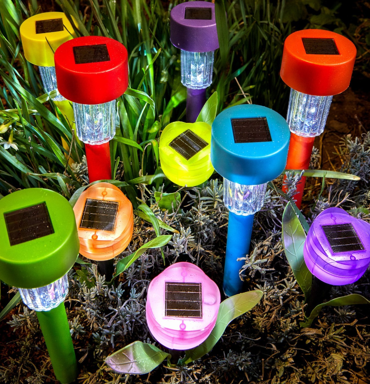 KilnerWayRetail's tweet photo. Rainbow lights to brighten your nights! 🌈✨🌟
Bring a pop of colour to your summer evenings with our solar-powered rainbow and tulip stakes 💐 Only £1 each!

#Poundland https://t.co/OLdYfAXi8e