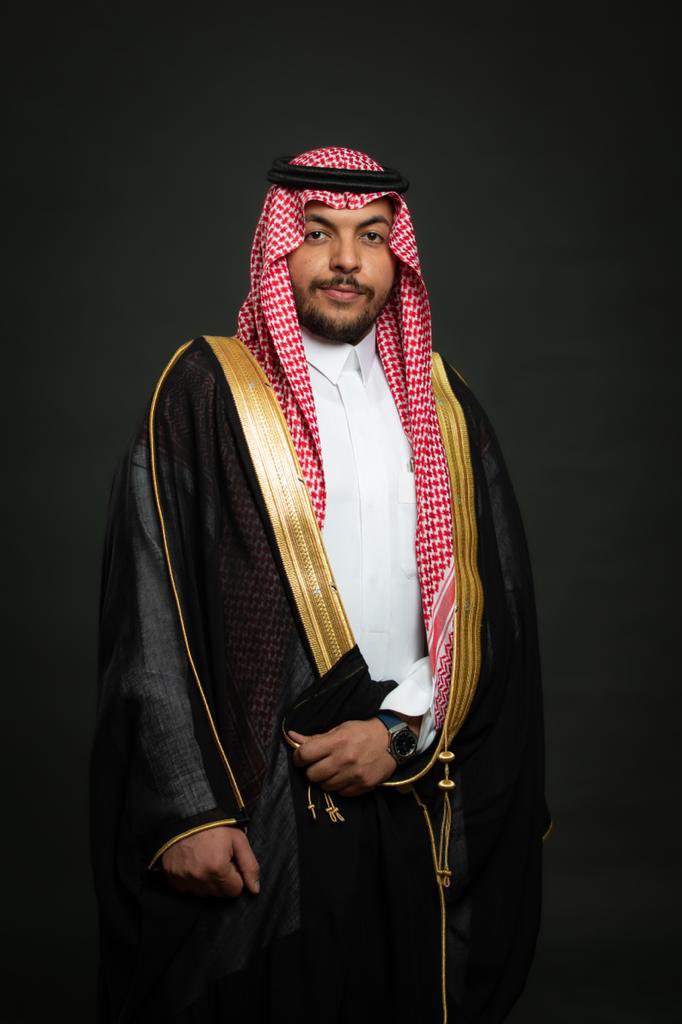 SAbuhaimad's tweet photo. بفضل الله ومنته أنهينا مسيرة ٨ سنوات 
طريق مليئ بالصعاب والثمرات فاللهم لك الحمد🤍. 

٢٠/٠٥/٢٠٢٣ 🩺🎓. 
اللهم لك الحمد حتى ترضى ولك الحمد اذا رضيت ولك الحمد بعد الرضى ولك الحمد على كل حال🤍. https://t.co/K7w2DtD1v6