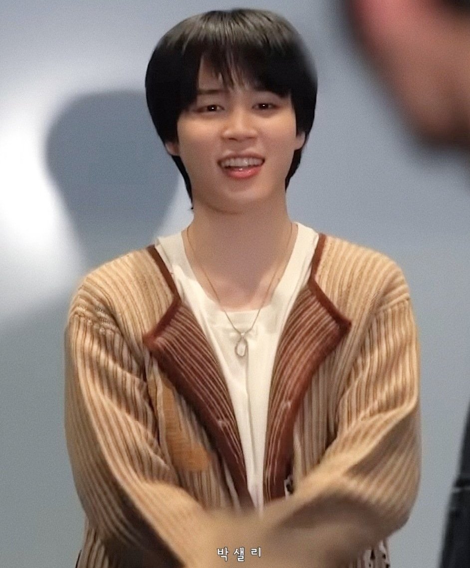 pjmngallery's tweet photo. he's so babie 🤏🏻🥹 https://t.co/S44Abmjrsd