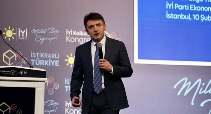darkwebhaber's tweet photo. Bilge Yılmaz: Erdoğan'a oy vermek ekonominin batmasına izin vermektir https://t.co/sxiU37GjLk