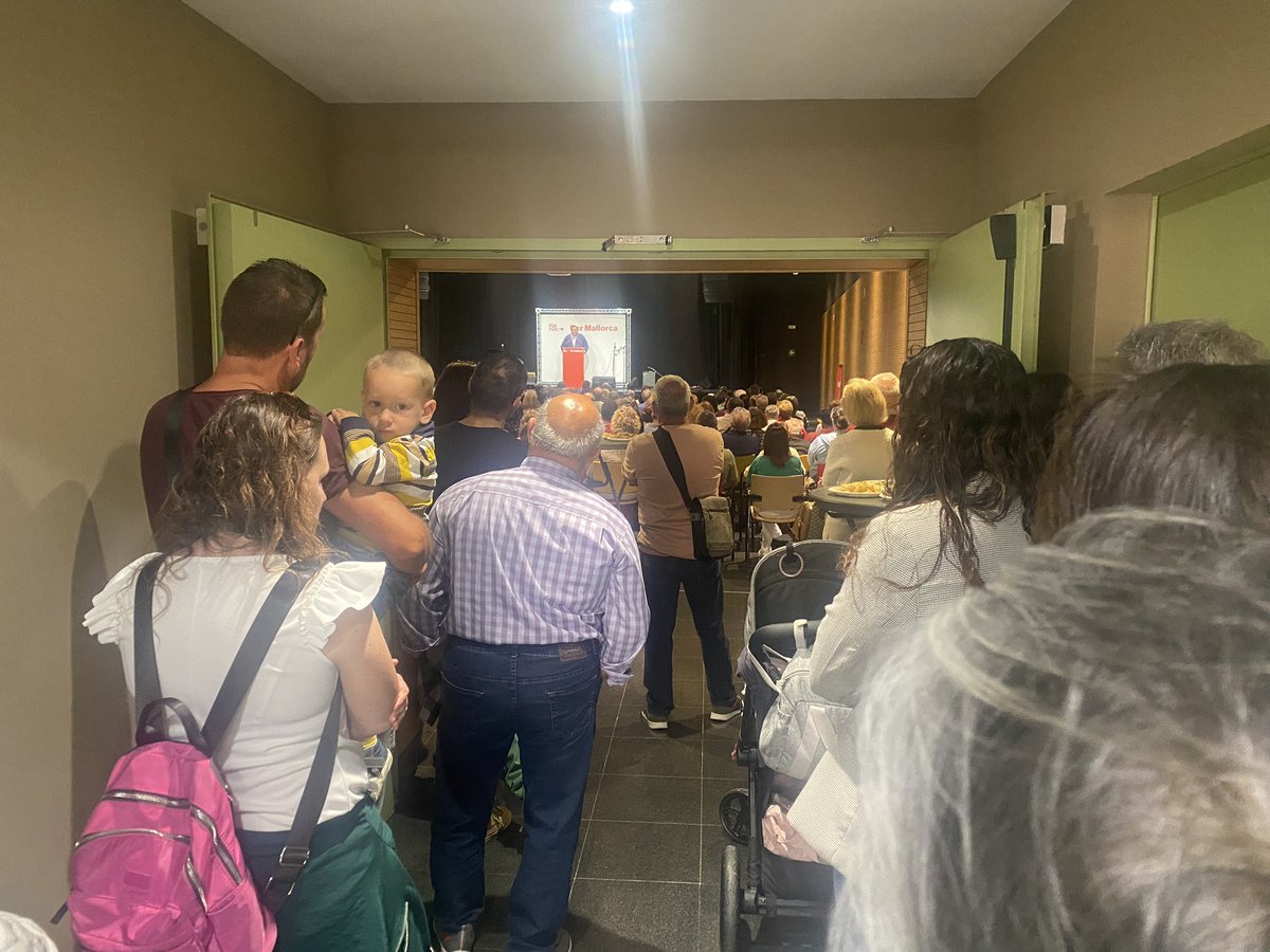 joan_mndez's tweet photo. 😎 Aquí teniu l’enquesta de Sant Llorenç https://t.co/5yfi18EZcl