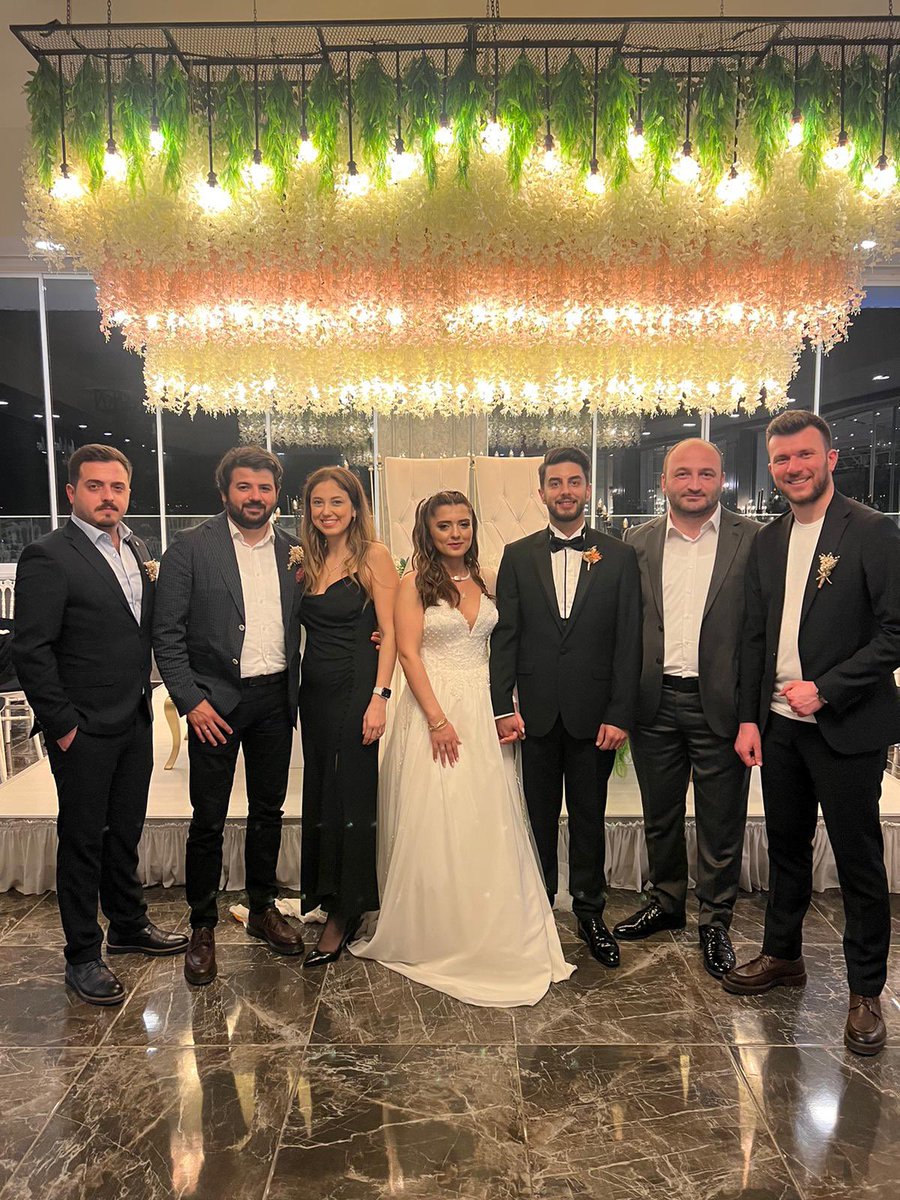 AlicanOzpolat's tweet photo. Kolej Ruhu - SAL’07 🔰
20 Yıllık Dostluk, https://t.co/hLtng2OX30