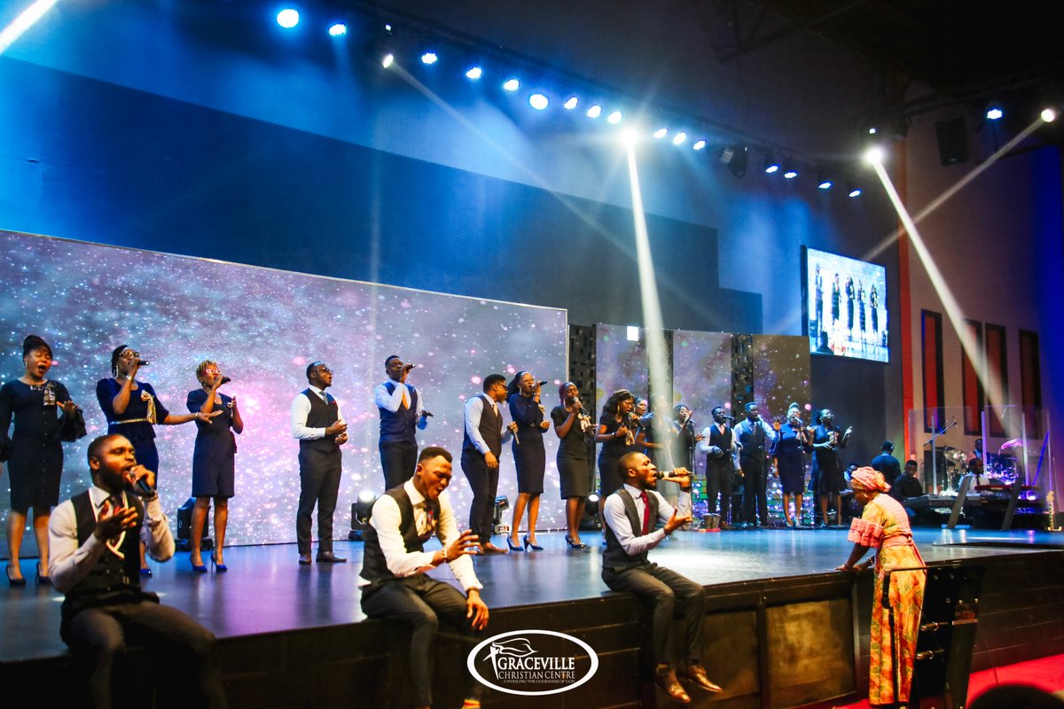 Gracevillecc's tweet photo. 🎼🎤When we have a work to do
And the task ahead seems bigger than you
That's when He steps in
When you know in your heart that God's command
Takes more than can be done by man
That's when He steps in
He sees you at the point of your need...🎶🎼

#ROGMinistration
#SundayMorning https://t.co/6tFAKHFjqu