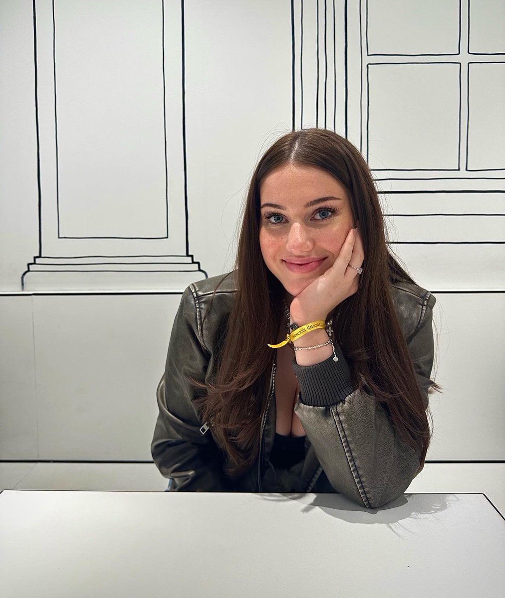 fayesxh on Twitter "NPC pov aber süß"