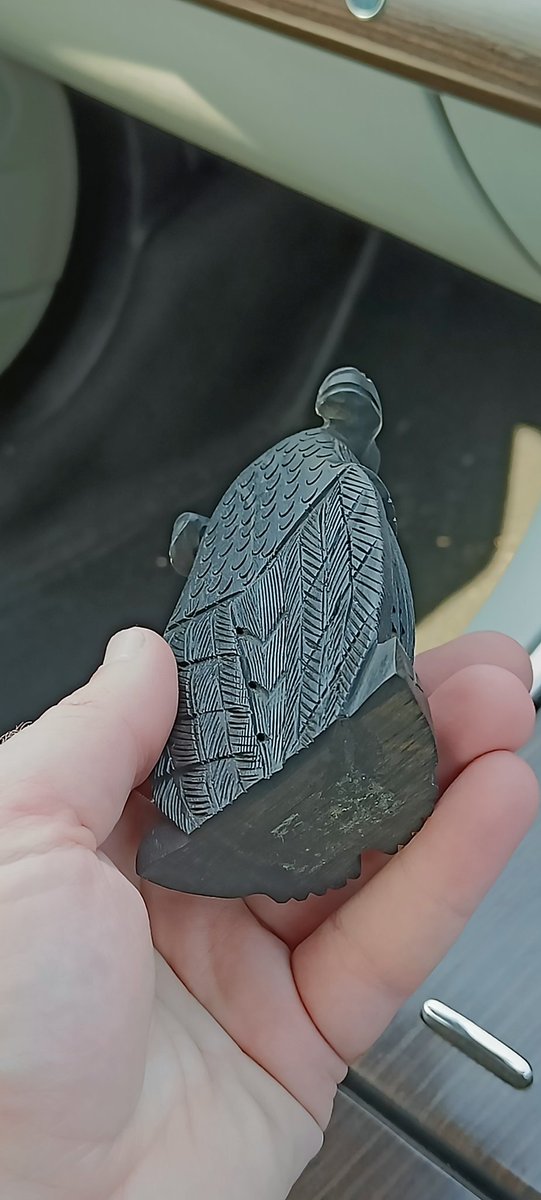 antiquestwins's tweet image. I think this bog oak owl is probably today's star find.
#antiques #bootsale