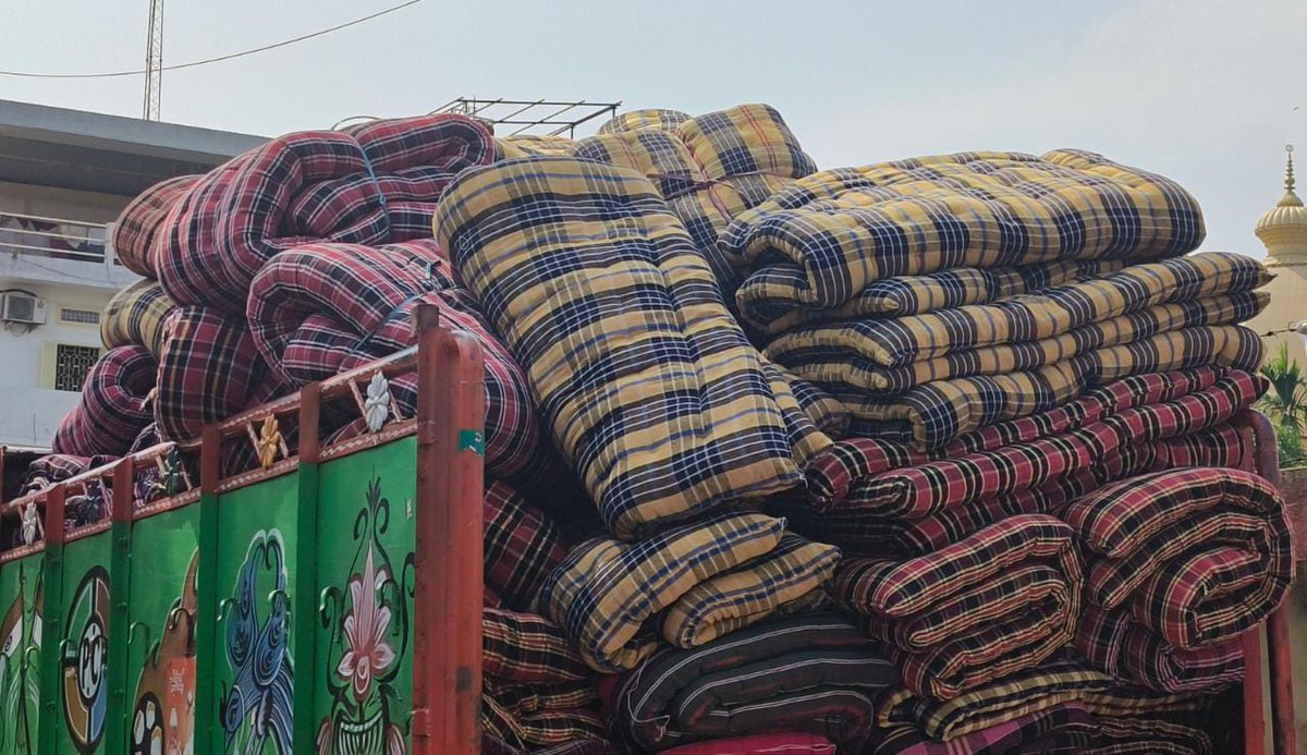 2prithish's tweet photo. #HelpManipur
For the victims of Manipur 100 Nos of Mattress send by me. 
100 more donate by Shri Krishnendu Paul (MLA,Patharkandi) Total 200

We are making stock of the other donations at BJP Patharkandi Mondol .

Which will be transported tomorrow to Manipur.
@PhanindranathS3 https://t.co/ZrPOzzELU0