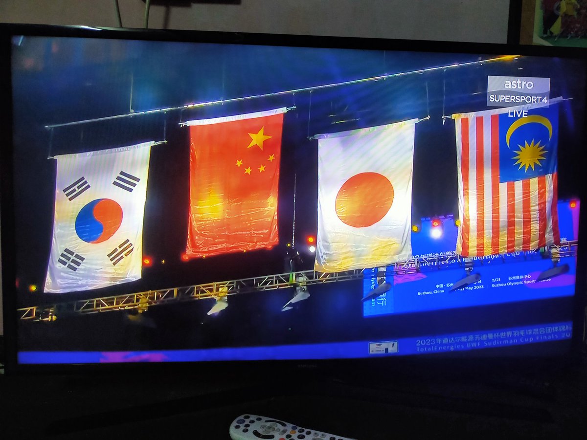 NisaJauri's tweet photo. Proud moment even bronze pun. Congrats all ✨👏🏻

#SudirmanCup2023 https://t.co/ROVjMGFNiC
