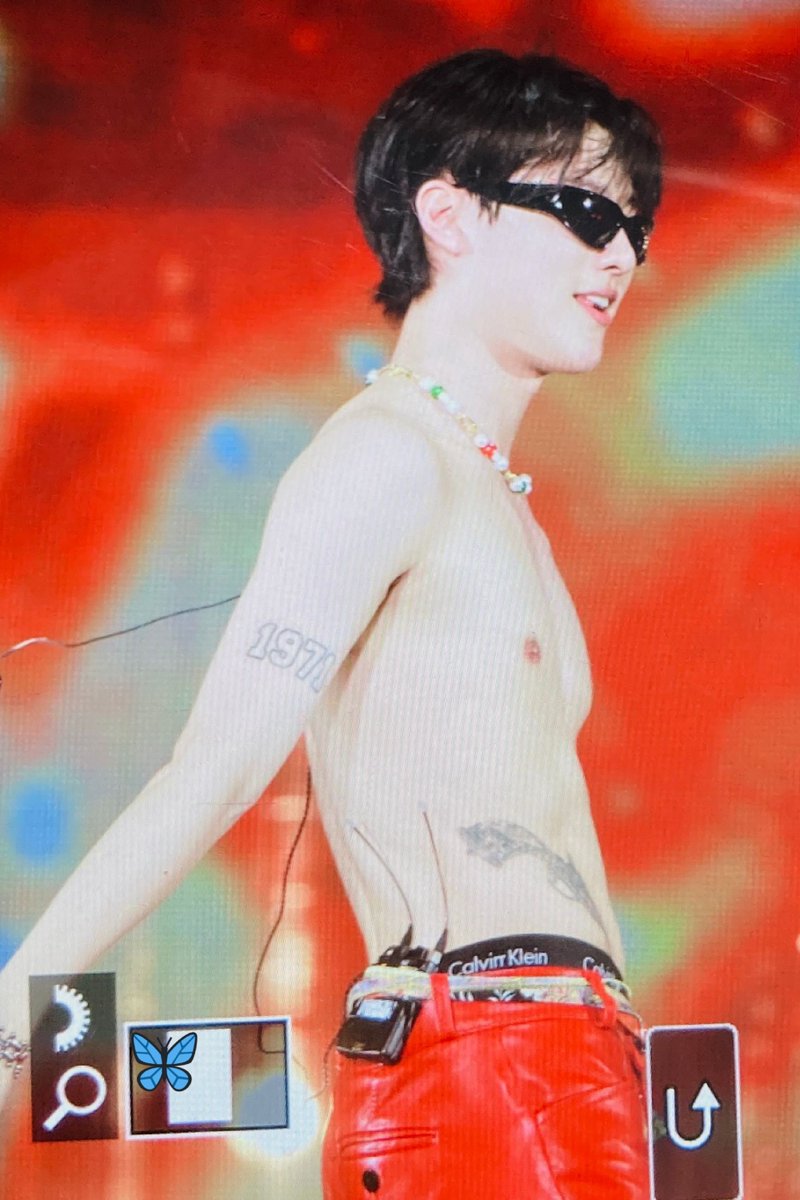 untitled1uv's tweet photo. 230521 압도적감사..!! #woodz #조승연 https://t.co/ij97IhhqHu