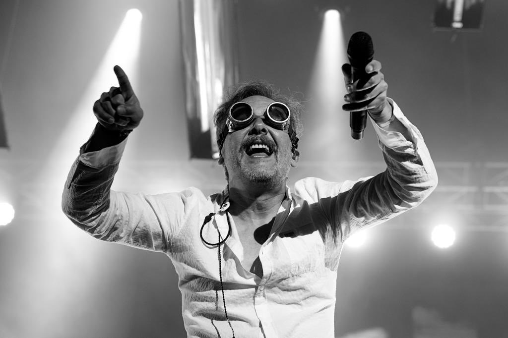 loveoflesbian's tweet photo. Gracias, Murcia!
Volveremos. 
Siempre lo hacemos. 

Foto de @CharlieBalibrea https://t.co/SN2DkhaTai