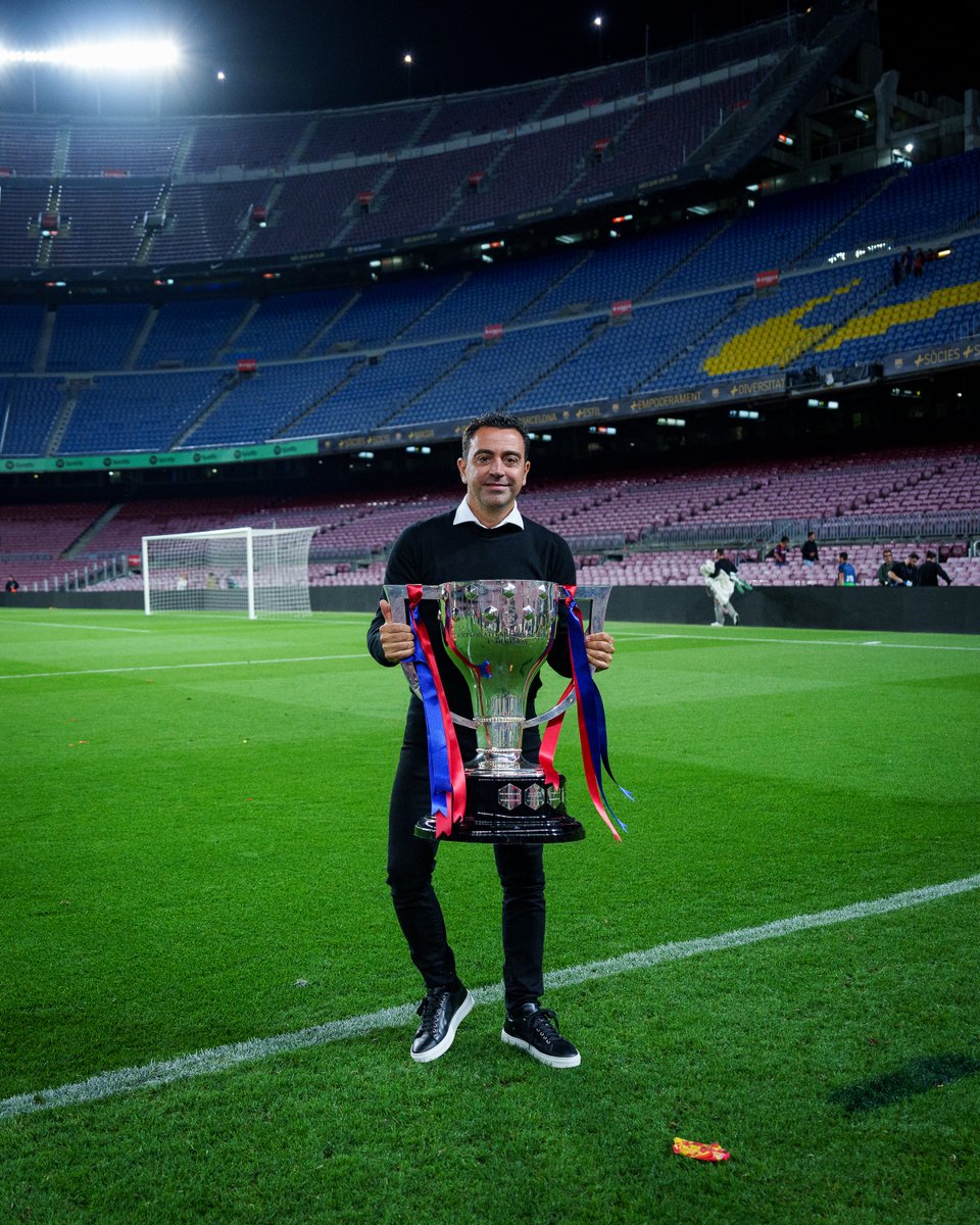 FCBarcelona_es's tweet photo. 𝑳𝒂𝒔 𝑳𝒊𝒈𝒂𝒔 𝒅𝒆 𝑿𝒂𝒗𝒊

Jugador: 🏆🏆🏆🏆🏆🏆🏆🏆
Entrenador: 🏆... (continuará) https://t.co/UiWs4VwI2y