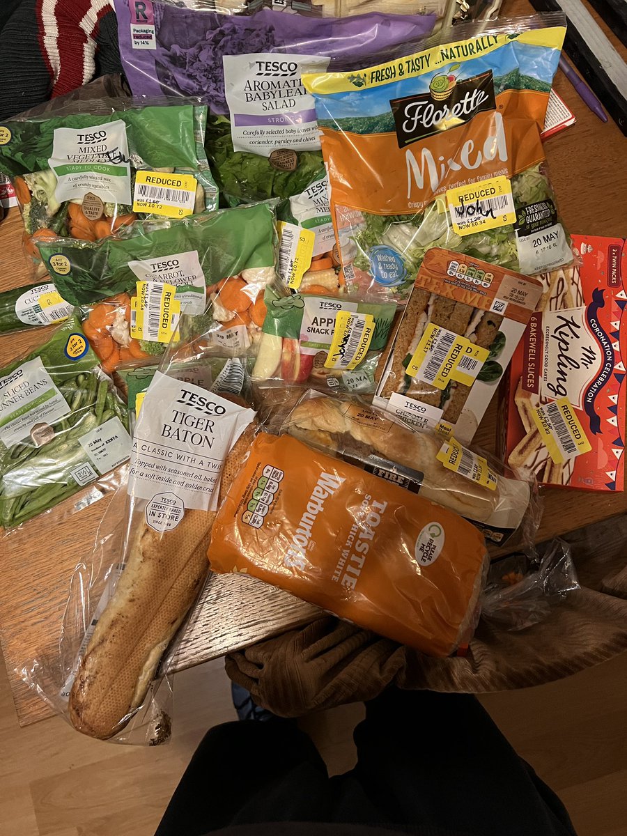 Saved more food from going to landfill. Most of this will freeze down too 👍 #SaveFood #Olio #FoodWasteHero #CostOfLivingCrisis