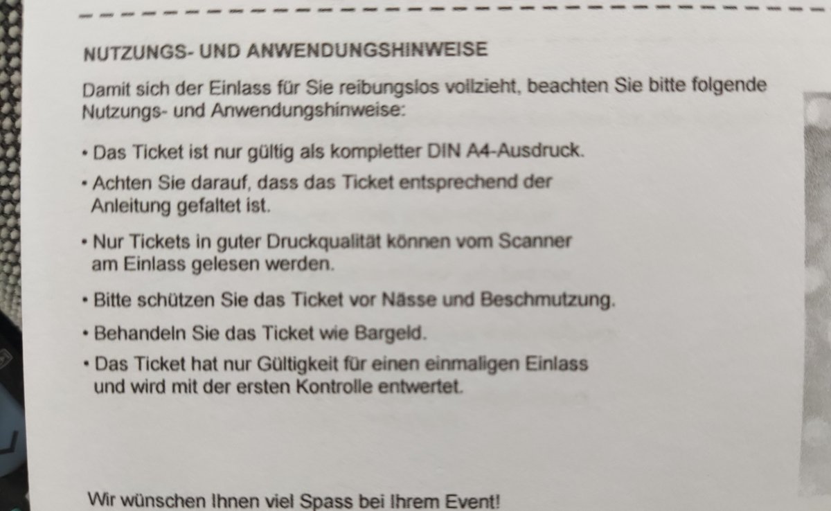 starbuck3000's tweet image. Je découvre un peu effaré qu&apos;en 2023, l&apos;entreprise #TicketCorner se permet encore d&apos;inclure une clause d&apos;invalidité si les billets pour des évènements ne sont pas imprimés sur une feuille de papier A4.