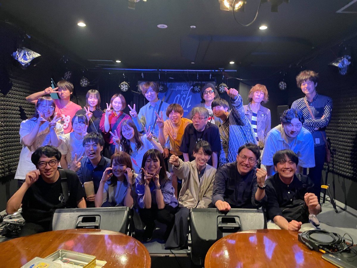 ArcyCat's tweet photo. 昨日はパプリナイトありがとうございました！
四年ぶりの再会！楽しかったです！
いつかまた！！ https://t.co/sGOtYc121k