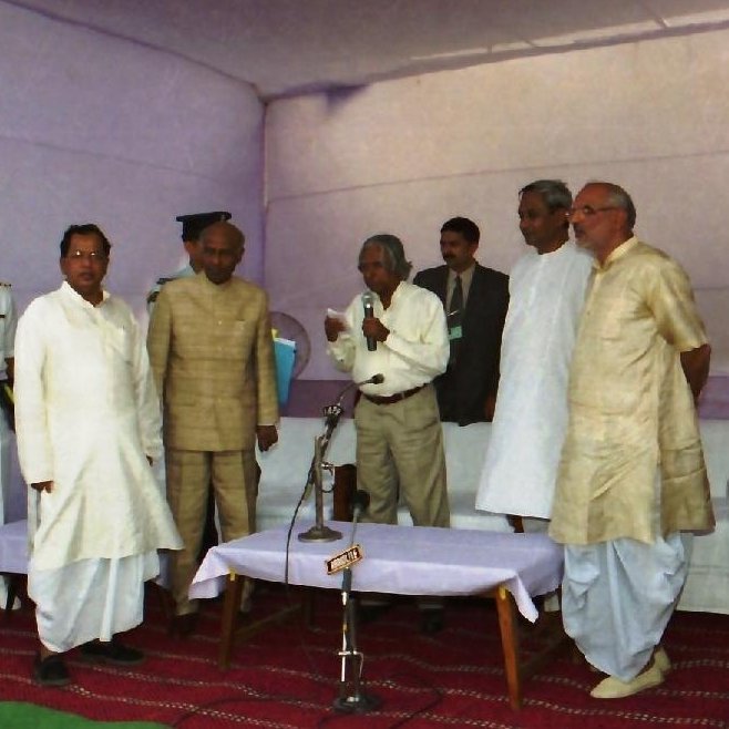 suryanandannet's tweet photo. Pehchan Kaun ? 

Identify at least 4 leaders . https://t.co/YiSI0hpPu1