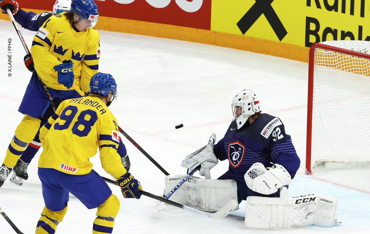 Hockey_FRA's tweet photo. 4⃣0⃣ minutes sans encaisser de but face à la Suède pour commencer sa carrière en Mondial 👏

Bravo @q_paps 🦾 #TeamFranceHockey

📸 Xavier Lainé / FFHG https://t.co/TCqMEfCRdq