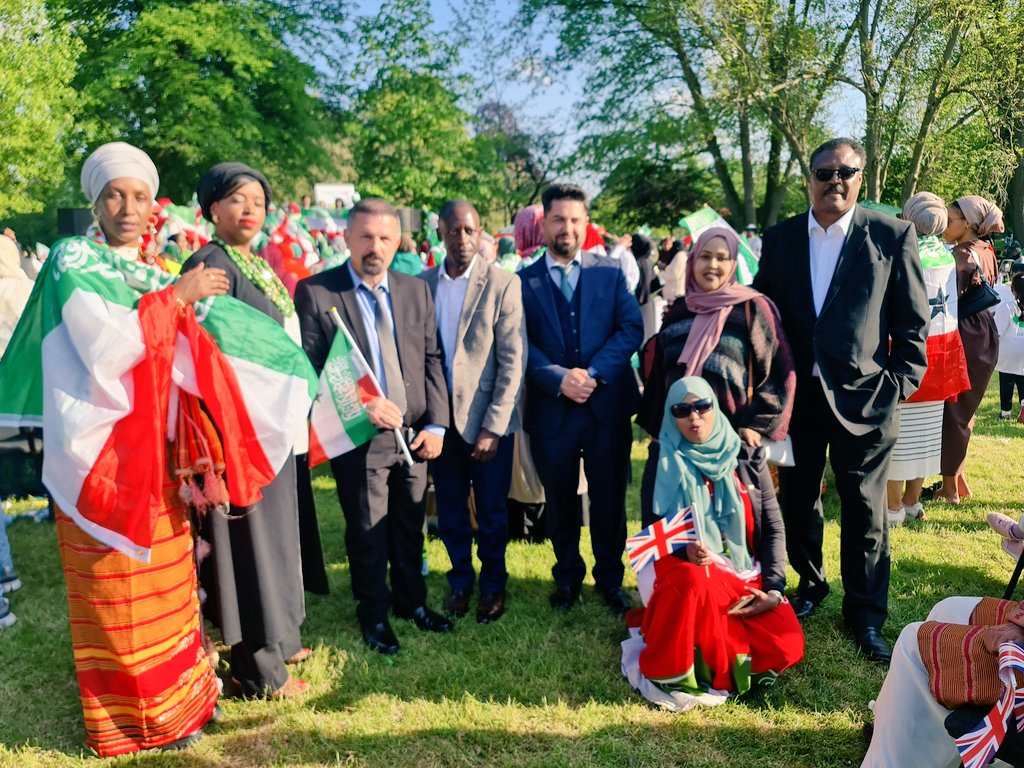 DeryFoundation's tweet photo. Happy 18th May to my beautiful people we are still celebrating globally Somalilanderz YOU are inspirational WE ARE SOMALILANDERZ UNSTOPPABLE #SomalilandHaaNoolatoo Thank u to the friends of Somaliland who continue show their support &amp; celebrating with us #MAYALLAHBEWITHYOU💚🤍❤️ https://t.co/ws7iuehBNF