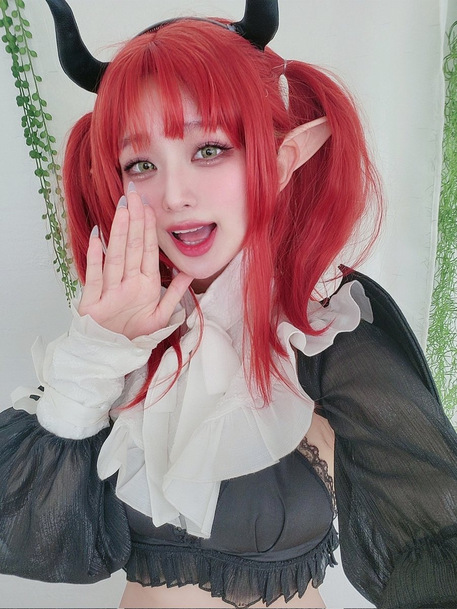 tsub5_m2's tweet photo. リズキュン 😈💕 https://t.co/3XFERgkR5r
