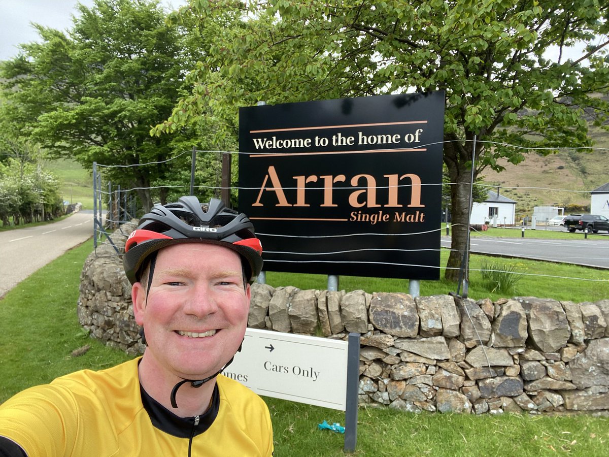 rplymthrfckr12's tweet photo. Magic day out yesterday completing #5FerriesChallenge in aid of @Beatson_Charity 

Massive thank you for all the support, well wishes and donations over these past few weeks building up to this challenge and to @SportEcosse for event &amp; road support 🚴🏻

#TeamBeatson 🟡⚫️ https://t.co/at8ijzNhEF