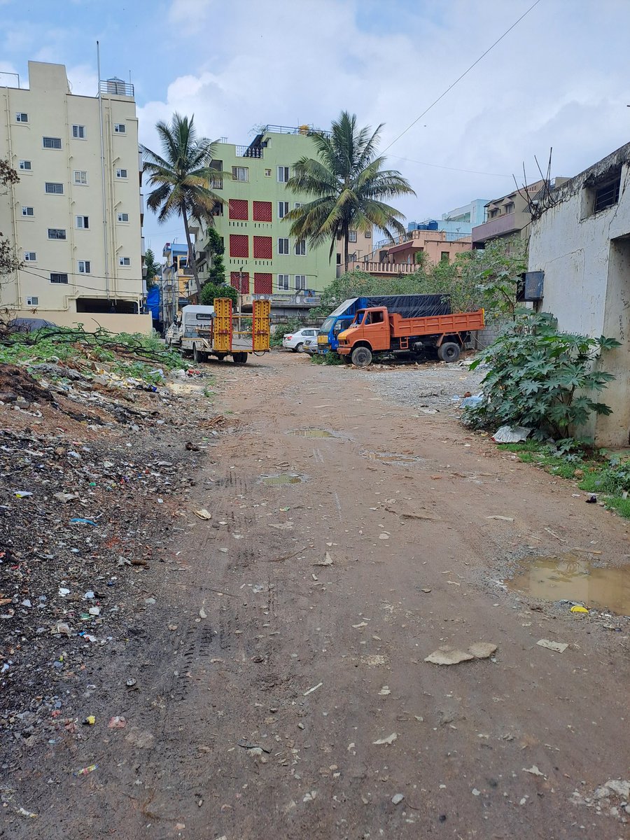 ankur2022_'s tweet photo. @Vismaya_Vinay Hi Vismaya,I have reported issue in the IPGRS site also which is the state government redressal system but there is no action except the ticket getting auto escalated, since it's been more than month,can you please help in getting this escalated to the authorities from your end. https://t.co/Xc2kJ9t1MW
