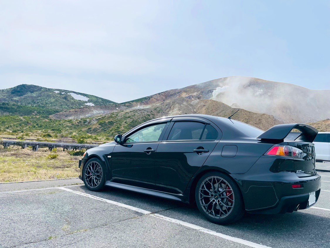 運転しても見てても最高なエボ様✨
早くリアのツラなんとかしないとちぐはぐで恥ずかしい…🥲