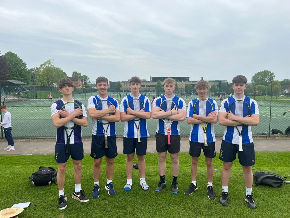 ReptonLife's tweet photo. Brilliant to see the Boys House tennis taking place earlier this week in the lovely summer sunshine. Some super teams and wonderful to see so many year groups represented. Well done indeed to all who played &amp; to New House who retained the title @ReptonTennis for another year! https://t.co/sBeGpCmpzj