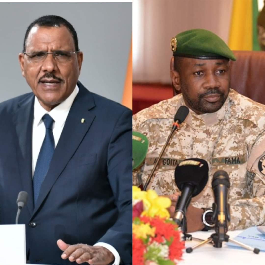 🔴Mali🇲🇱/Le Président Nigerien🇳🇪 <a href="/mohamedbazoum/">Mohamed Bazoum</a> demande à <a href="/GoitaAssimi/">Général d'Armée Assimi GOITA</a> de ne pas se présenter à la prochaine Élection Présidentielle. 

Ce n’est pas Étonnant : le Commando Malien🇲🇱 n’arrange pas la junte française🇫🇷.

La lutte continue...