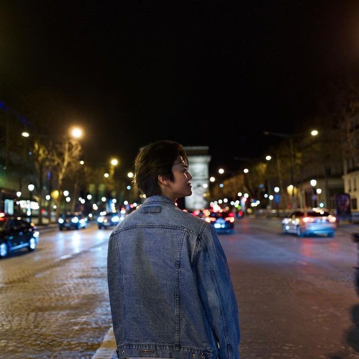 dylanfaustama's tweet photo. malam senin-an meh jiga batur😎 https://t.co/XPhJeGeg1b