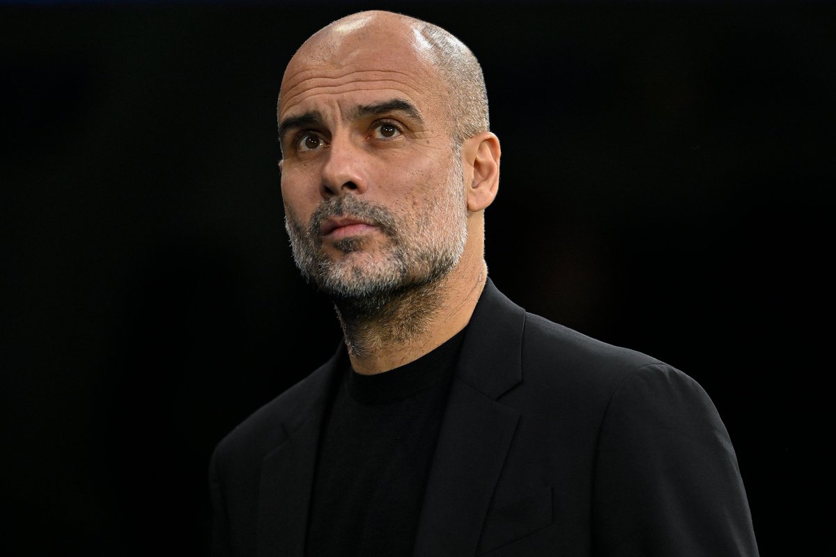 Pep Guardiola, futbol tarihinin en çok kupa kazanan 3. teknik direktörü. 1. Sir Alex Ferguson: 39 yılda 49 Kupa 2. Mircea Lucescu: 40 yılda 35 Kupa 3. Pep Guardiola: 14 yılda 33 Kupa Sir Alex Ferguson: Yıl başına 1.3 Kupa Pep Guardiola: Yıl başına 2.4 Kupa