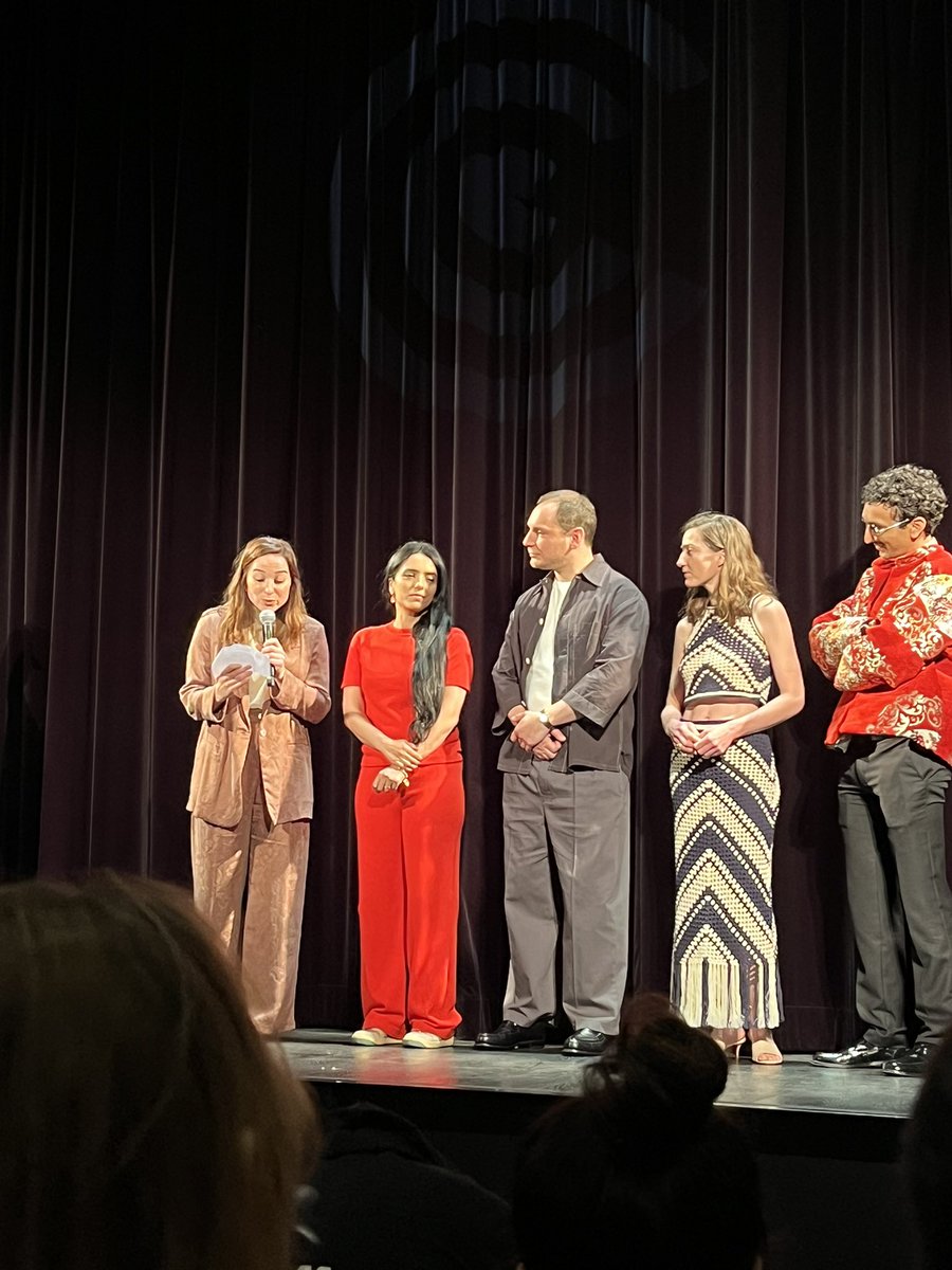 Hafsia Herzi and Alexis Manenti are an amazing pair in Iris Kaltenbäck’s LE RAVISSEMENT, surely the highlight of <a href="/semainecannes/">Semaine de la Critique</a> at #Cannes76