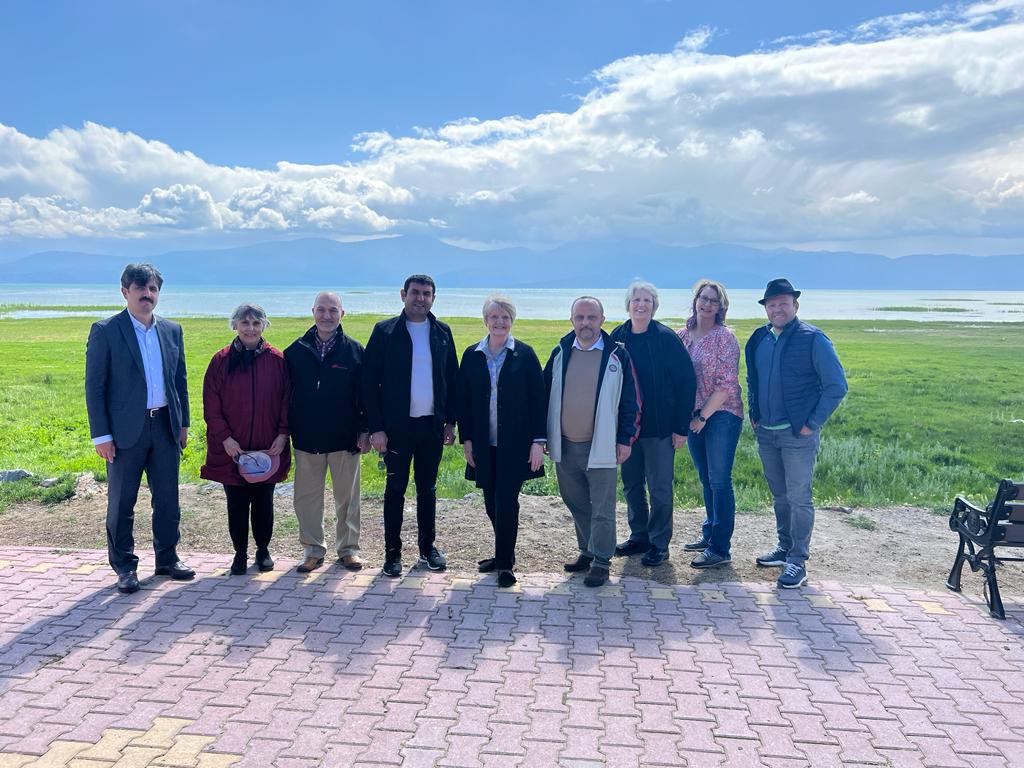 mehmet çiğdem (@mcigdem42) on Twitter photo İlçemizde bugün Arkansas Teknik Üniversitesi (ABD) Rektörü Prof. Dr. <a href="/drrbowen/">Robin E. Bowen</a> Hanımefendi ve ekibini misafir ettik <a href="/hasandogan/">Hasan Doğan</a> <a href="/NuhAlbayrak/">NUH ALBAYRAK</a> <a href="/AhmetMisbah/">Ahmet Misbah Demircan</a> <a href="/mustafaakis/">Mustafa Akış</a> <a href="/oerdem42/">Orhan Erdem</a> <a href="/Tahir_Akyurek/">Tahir Akyürek</a> <a href="/HasanAngiHA/">Hasan Angı</a> <a href="/murat_kurum/">Murat KURUM</a> İlçemizde bugün Arkansas Teknik Üniversitesi (ABD) Rektörü Prof. Dr. <a href="/drrbowen/">Robin E. Bowen</a> Hanımefendi ve ekibini misafir ettik <a href="/hasandogan/">Hasan Doğan</a> <a href="/NuhAlbayrak/">NUH ALBAYRAK</a> <a href="/AhmetMisbah/">Ahmet Misbah Demircan</a> <a href="/mustafaakis/">Mustafa Akış</a> <a href="/oerdem42/">Orhan Erdem</a> <a href="/Tahir_Akyurek/">Tahir Akyürek</a> <a href="/HasanAngiHA/">Hasan Angı</a> <a href="/murat_kurum/">Murat KURUM</a>