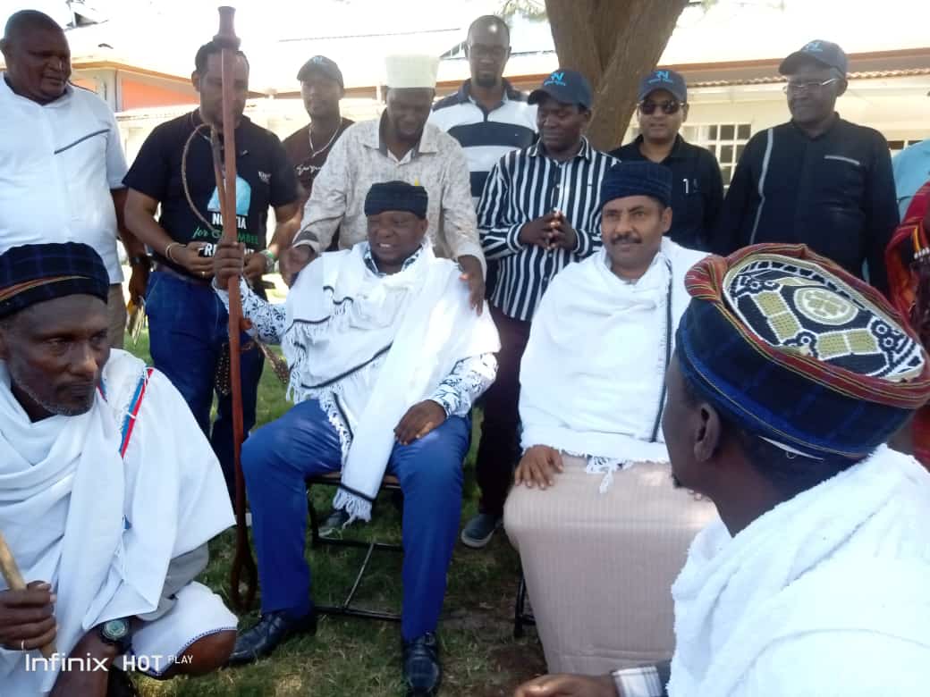 TeamNguvu's tweet photo. Upper Eastern comprised of;  Embu, Meru, Tharaka Nithi, Isiolo and Marsabit yesterday made their decision on who shall be there leader. @Ngatia_Richard and incoming CVP Abdulwalli Shariff got endorsed for the Chamber Presidency &amp; Vice president respectively. https://t.co/iVyiVYpijt