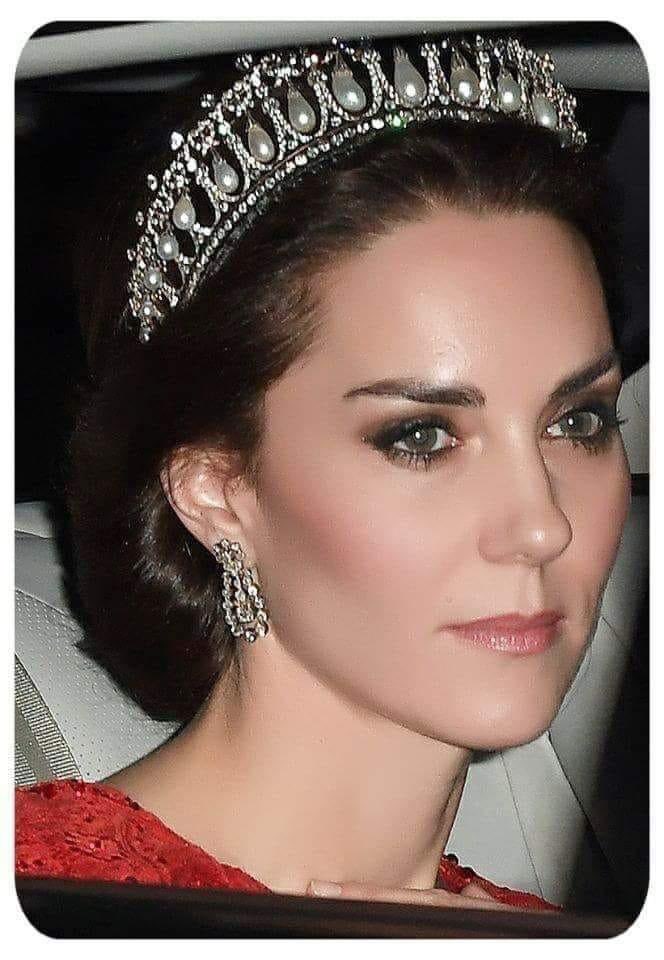 Mofoman360's tweet image. 10K likes challenge What an Incredible photo of Princess Catherine HRH Princess of Wales our future Queen please like and retweet #PrincessCatherineofWales #PrincessCatherine #PrincessofWales #KateMiddleton #KateTheGreat