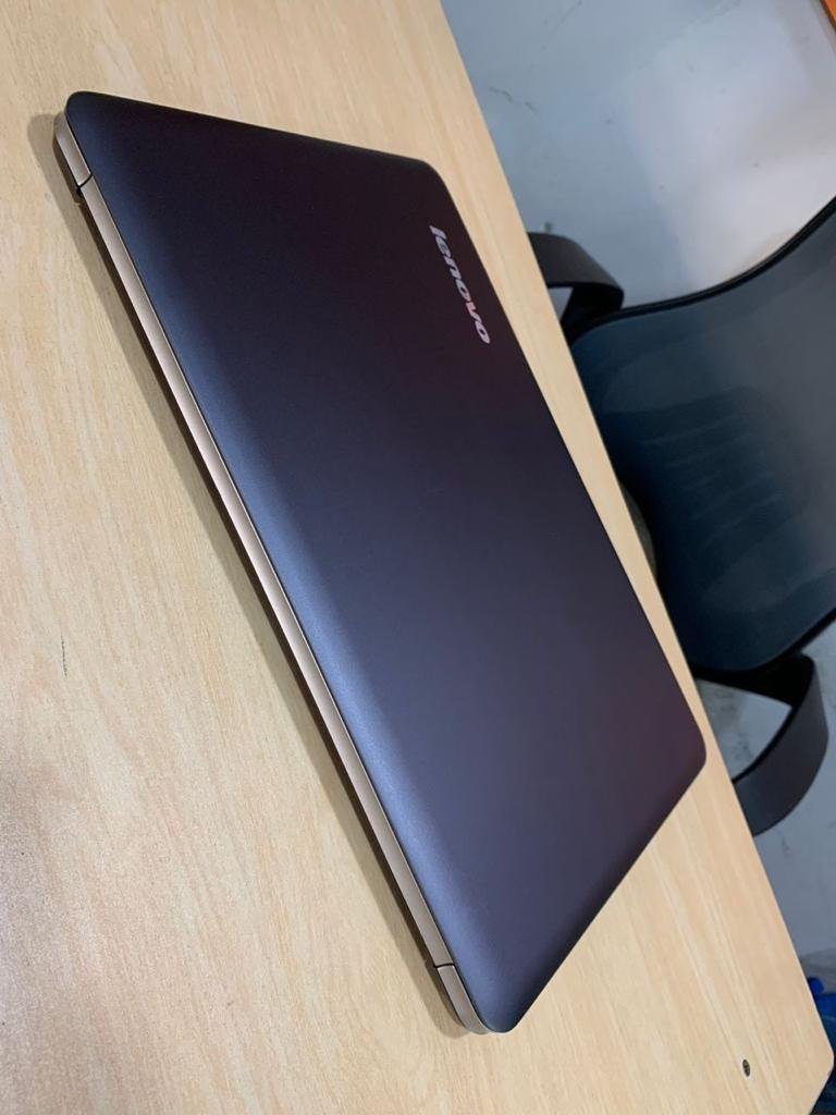 MrNhetwek's tweet photo. *Lenovo Laptop IdeaPad* Intel®️ Core i5 3rd Generation  1.8~2.7GHz Speed 4CPUs 8GB RAM 500GB Hard Drive  Intel HD Graphics 4000 15.6" Keyboard light💥HDMI port Fairly used with the charger https://t.co/4Mq5TCcdE6