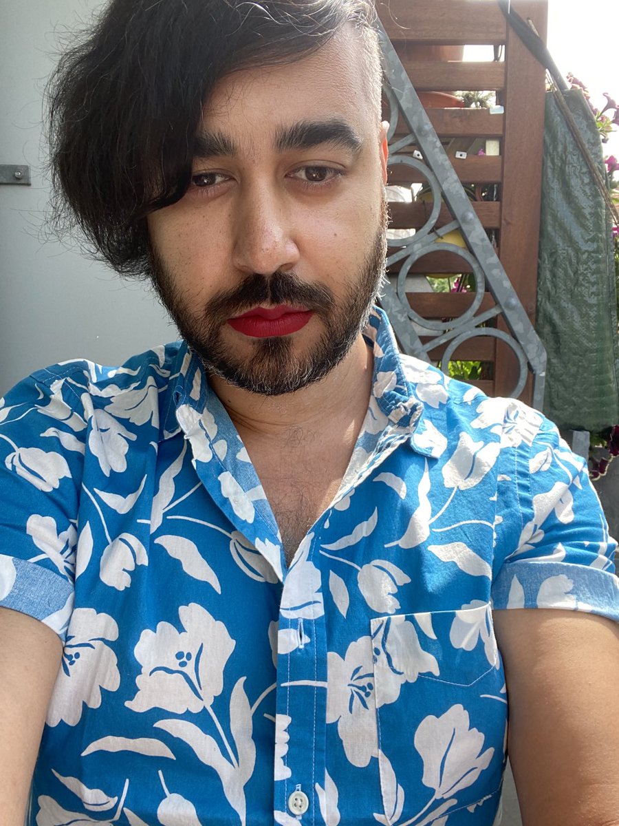 ryan_gaysling's tweet image. I’m 40 and stunning