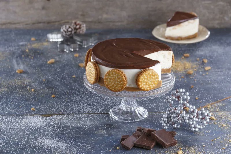 teleculinaria's tweet photo. Em primeiro lugar temos uma boa notícia: Tarte de chocolate 🙂 Em segundo, precisa de 45 minutos, para preparar esta  tarte. É de comer e chorar por mais. Contudo, esta é uma boa ideia para quem gosta muito de sobremesa 😉

Veja a receita: https://t.co/XtO2ZJo1Kt https://t.co/0y58IGnLCy